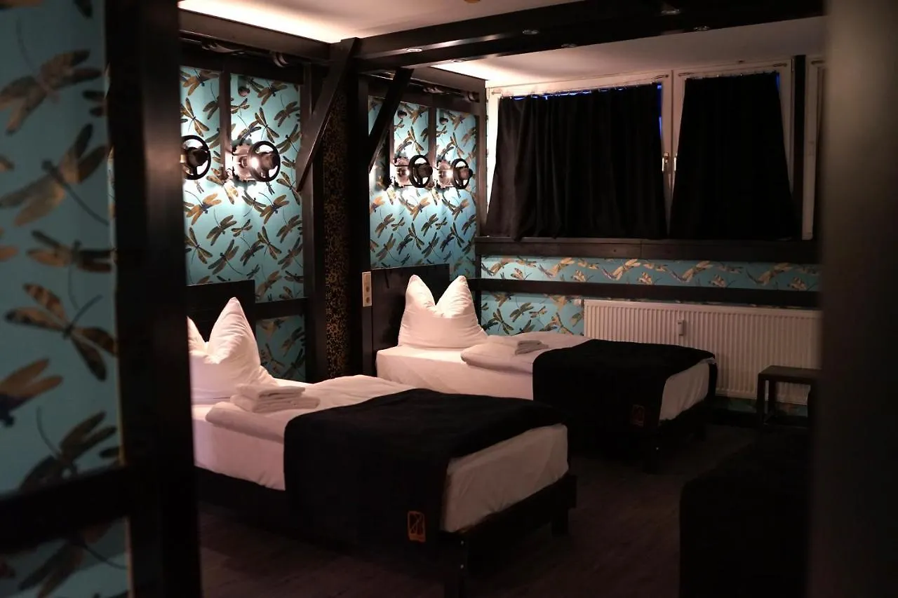 *** Отель Aparthotel MyКёльн Германия